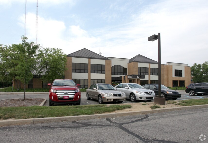 8071 N Township Line Rd, Indianapolis, IN 46260 Township Line Rd