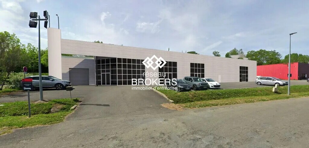 Location Commerce 190 m² - Photo 1