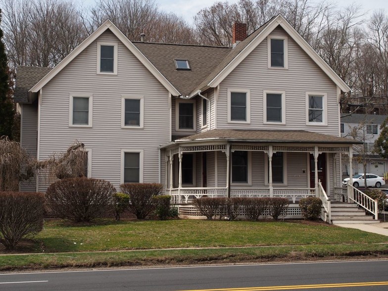 2494 Whitney Ave, Hamden, CT for sale - Building Photo - Image 1 of 1