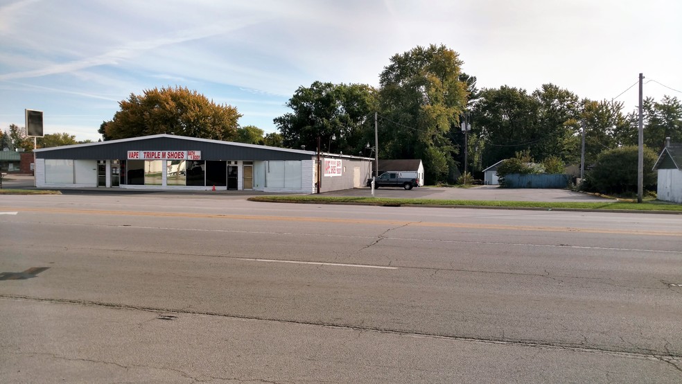 902 S Scatterfield Rd, Anderson, IN for sale - Building Photo - Image 1 of 1