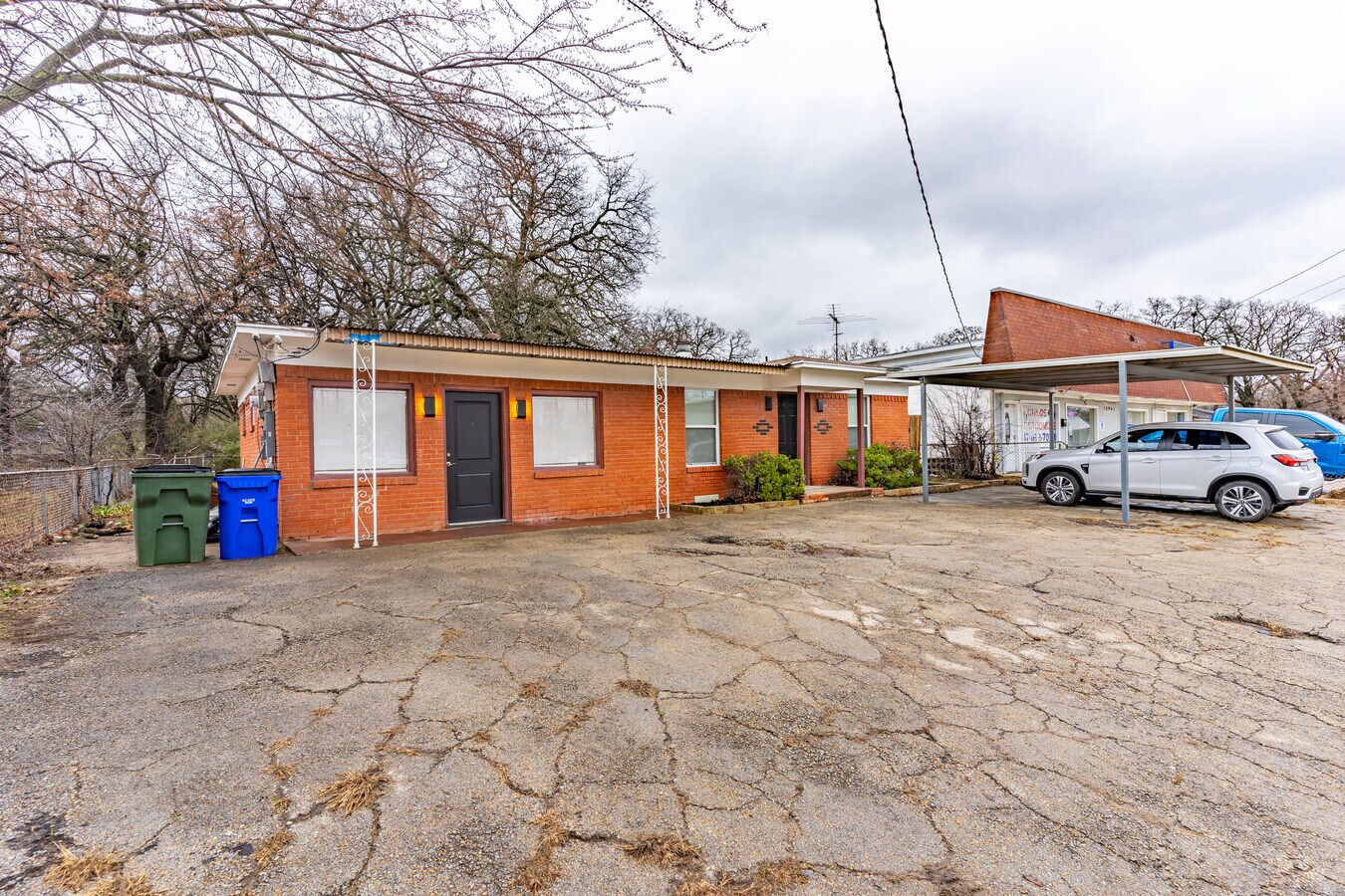 10953 Elam Rd, Balch Springs, TX 75180