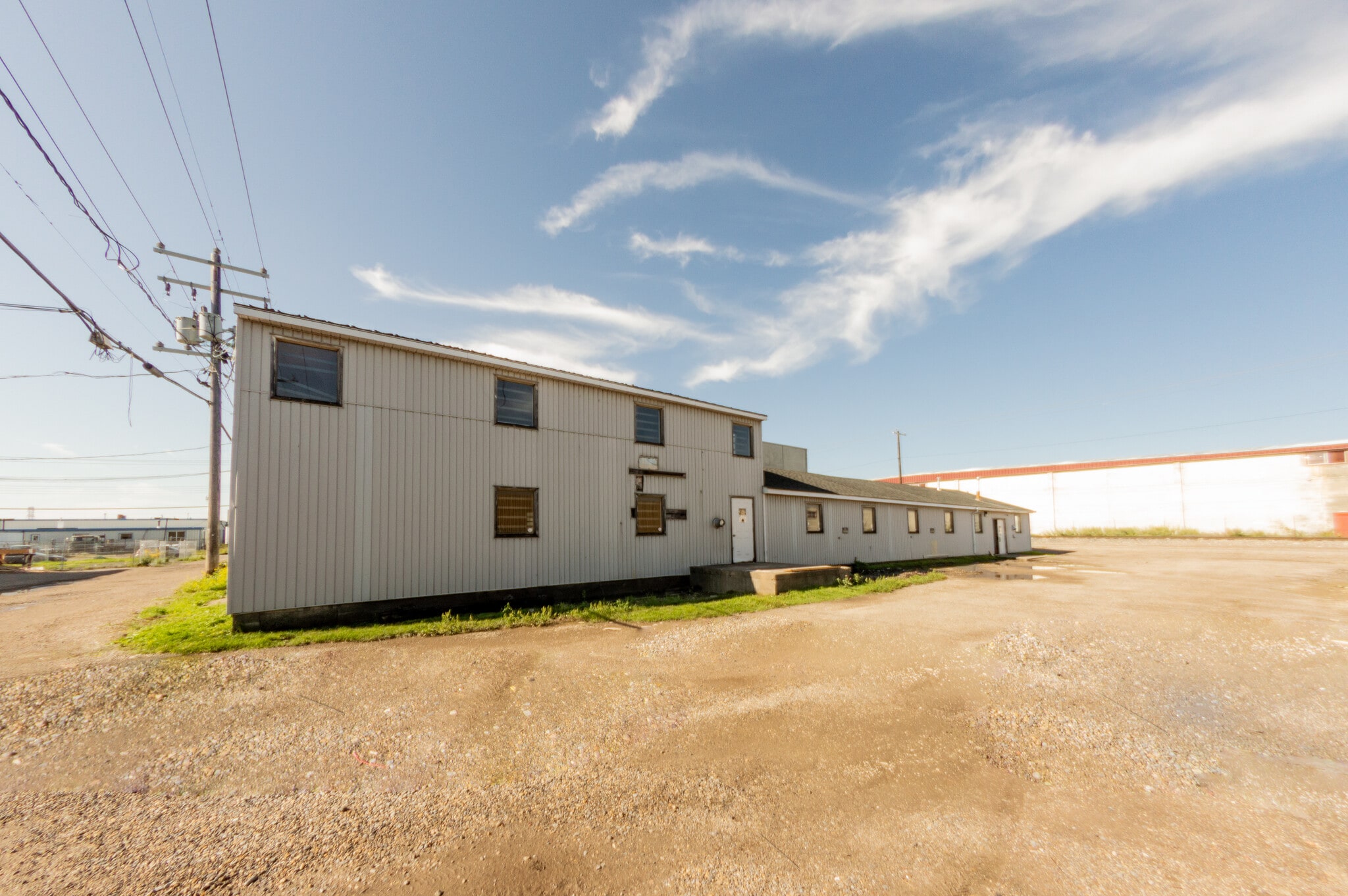 3828 15th St SE, Calgary, AB for sale Building Photo- Image 1 of 1