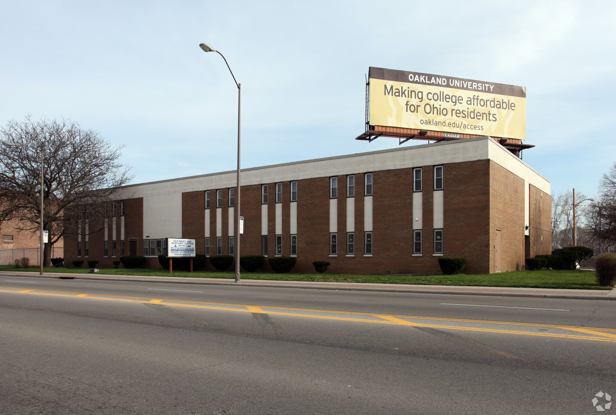 2700 Monroe St, Toledo, OH for sale Primary Photo- Image 1 of 1