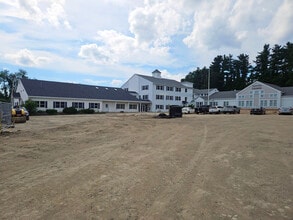 23 McIntosh Ave, Dover, NH for lease Interior Photo- Image 1 of 4