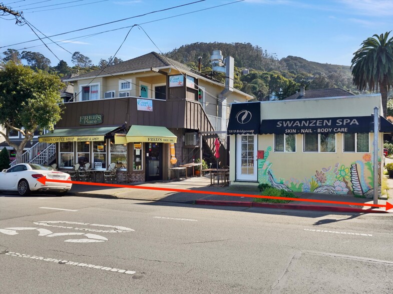 1917-1919 Bridgeway, Sausalito, CA for sale - Building Photo - Image 2 of 41