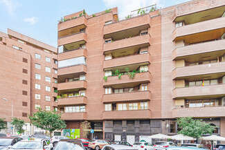 More details for Calle Julián Romea, 3, Madrid - Retail for Lease