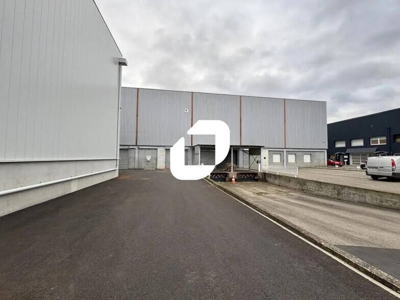 Office in Sélestat for lease - Building Photo - Image 2 of 8