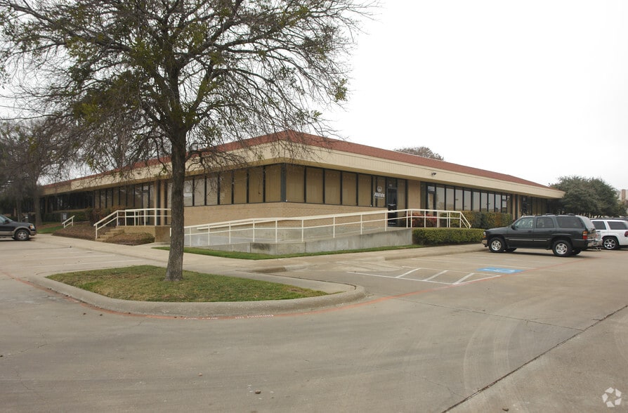 17000 Preston Rd, Dallas, TX for sale - Building Photo - Image 3 of 26