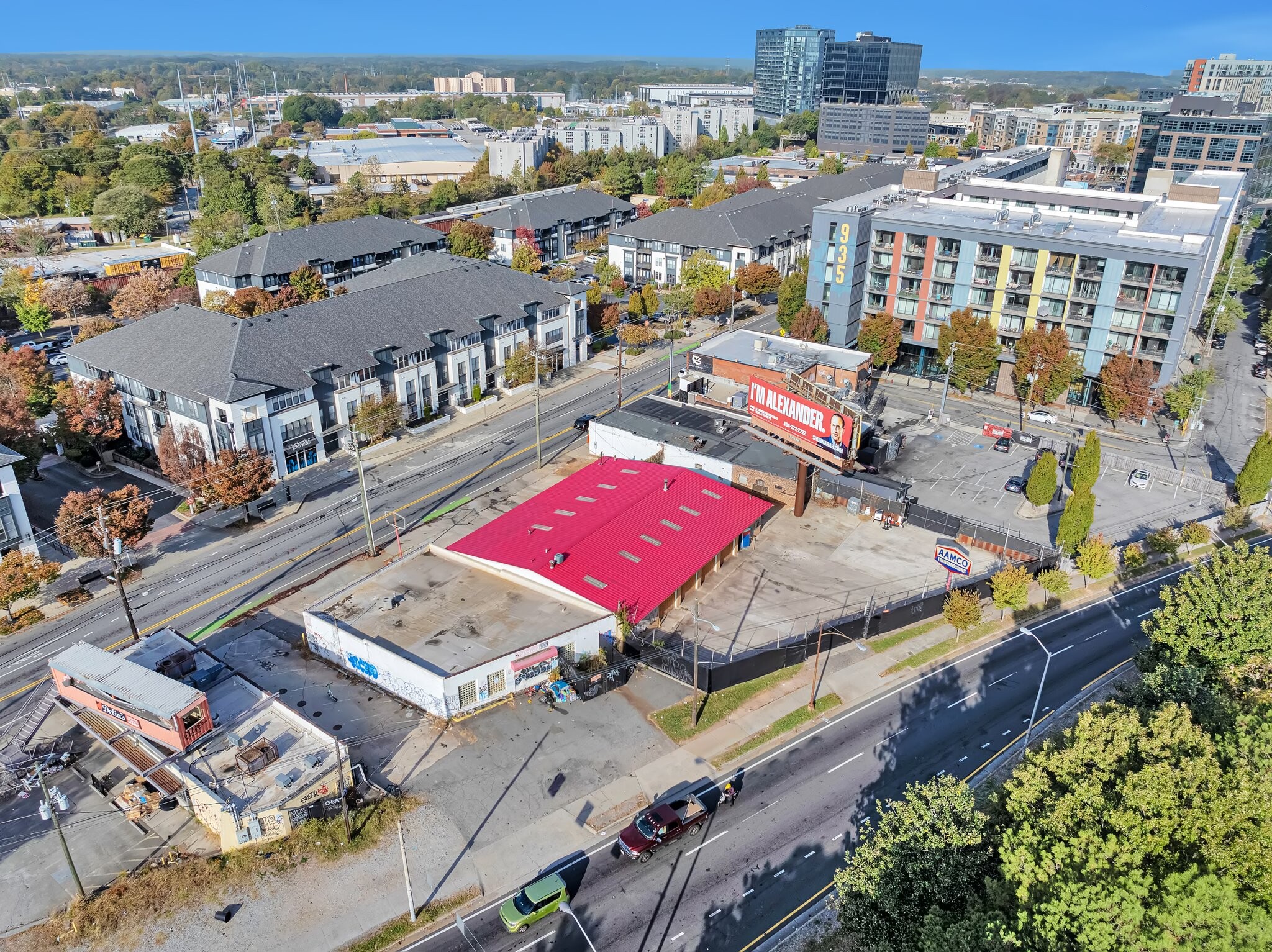 806 NW Northside Dr, Atlanta, GA for lease Building Photo- Image 1 of 19