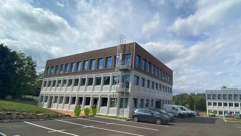 Office in Dardilly for sale - Building Photo - Image 2 of 8