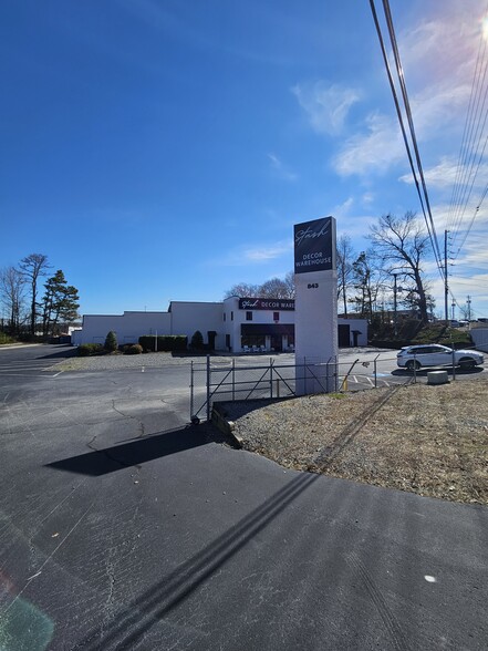 843 McFarland Pky, Alpharetta, GA for lease - Building Photo - Image 3 of 4