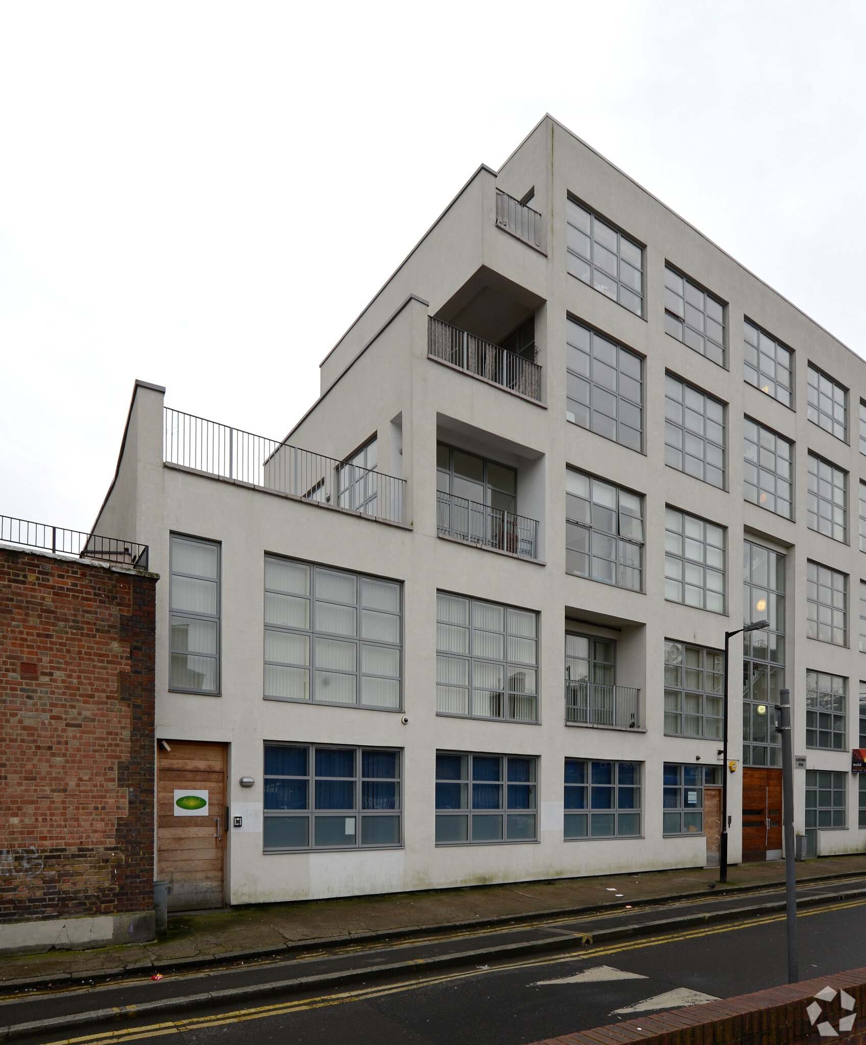 1 Bethwin Rd, London for sale Primary Photo- Image 1 of 4