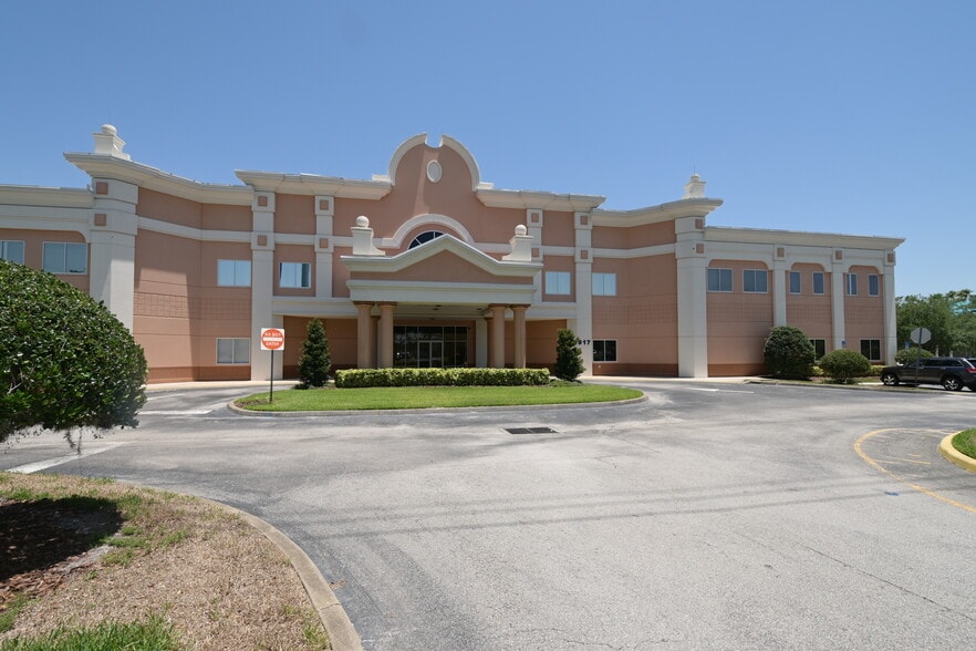 917 Rinehart Rd, Lake Mary, FL for lease - Building Photo - Image 3 of 11