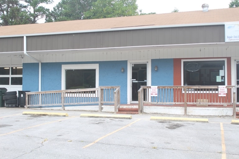 356 E Chatham St, Newport, NC 28570