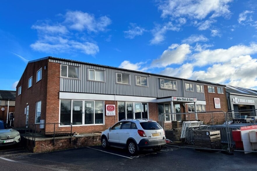 Alansway, Ottery St Mary for lease - Building Photo - Image 1 of 3