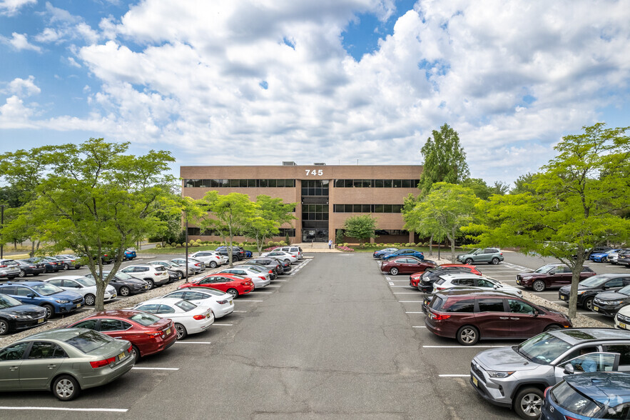 745 US-202, Bridgewater, NJ for lease - Building Photo - Image 3 of 9