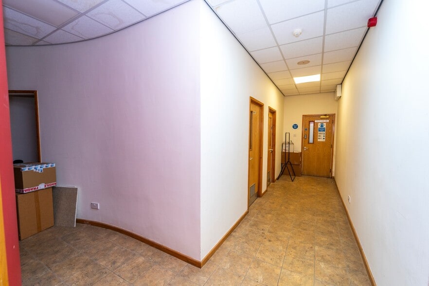 92-94 Gipsy Ln, Leicester for lease - Building Photo - Image 2 of 16