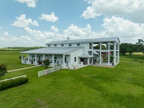 36296 Covington Rd, Dade City, FL for lease Interior Photo- Image 2 of 10