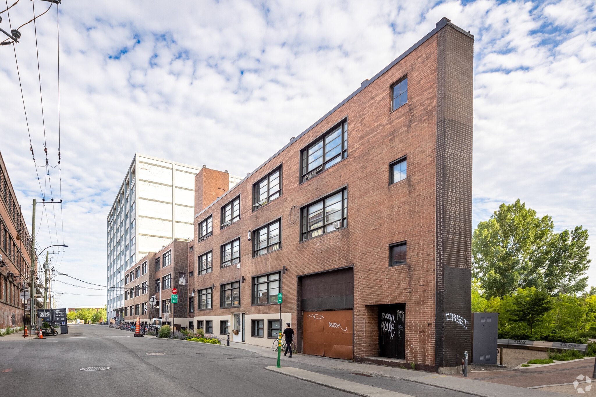 5525-5555 Av De Gaspé, Montréal, QC for sale Building Photo- Image 1 of 1