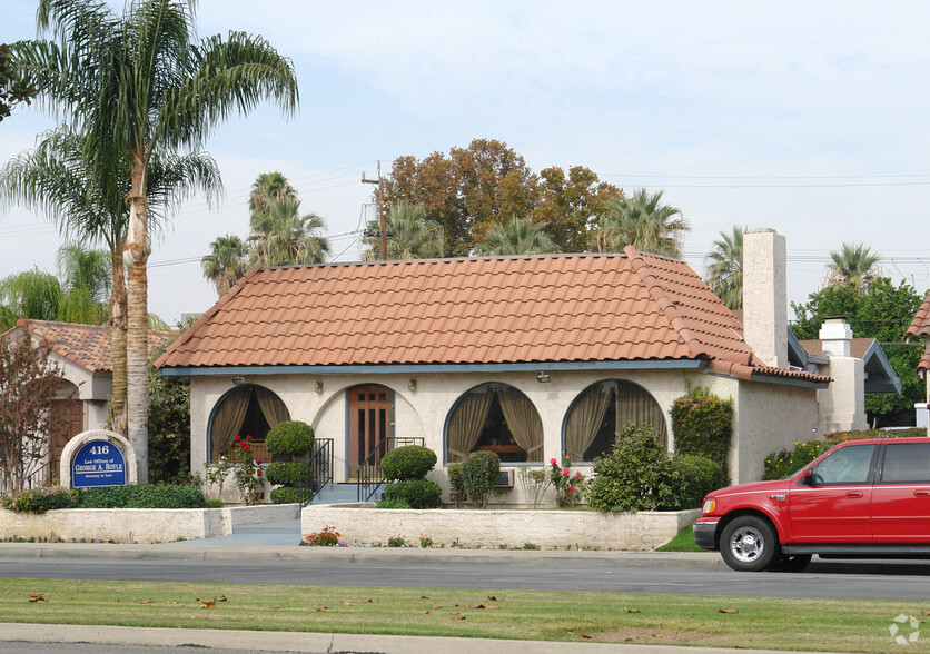 416 Truxtun Ave, Bakersfield, CA for sale - Primary Photo - Image 1 of 1