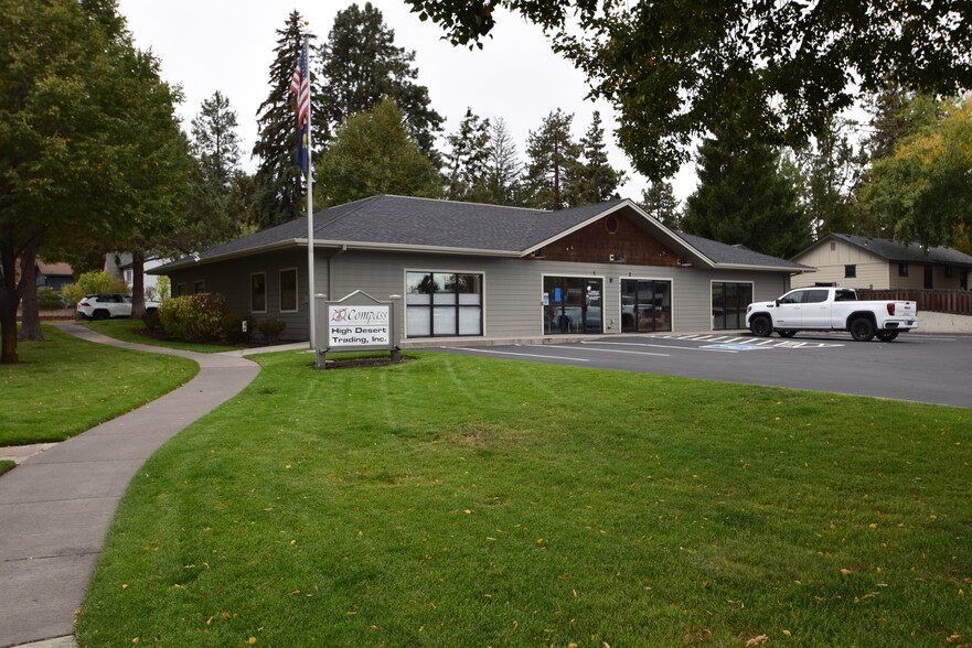 915 NE 7th St, Bend, OR for lease - Building Photo - Image 1 of 10