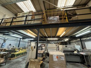 Colville Rd, London for lease Interior Photo- Image 2 of 3