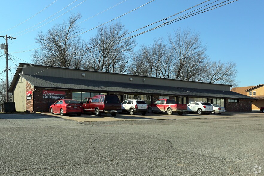 10-18 W 4th St, Grove, OK for sale - Primary Photo - Image 1 of 1