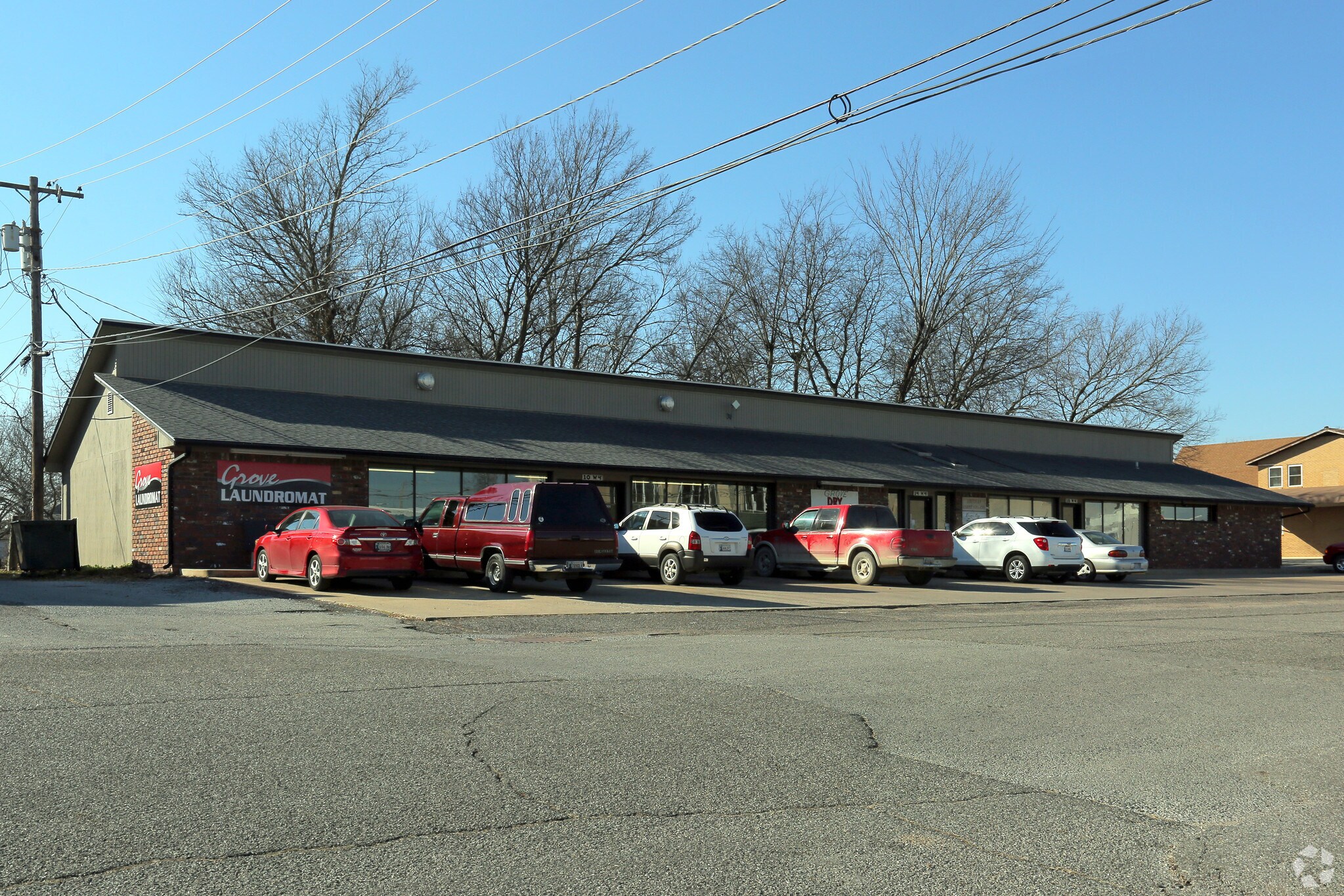 10-18 W 4th St, Grove, OK for sale Primary Photo- Image 1 of 1