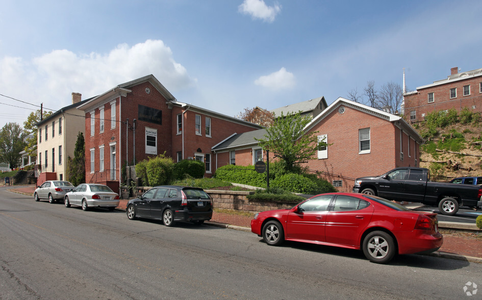 127 Greene St, Cumberland, MD for sale - Primary Photo - Image 1 of 1