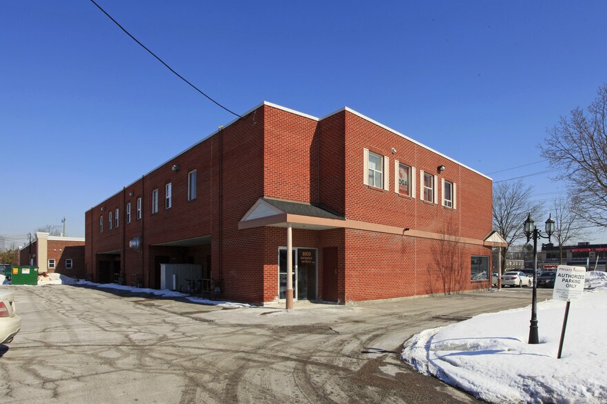 8108 Yonge St, Vaughan, ON for sale - Building Photo - Image 2 of 4