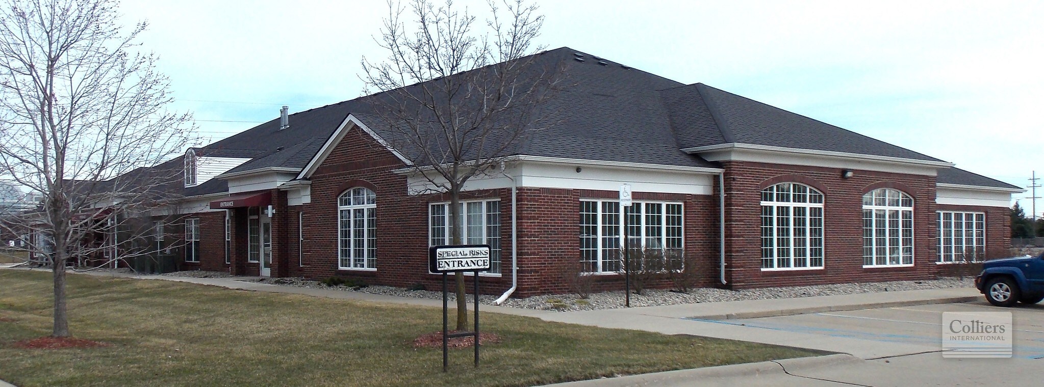 38555 Mound Rd, Sterling Heights, MI for sale Primary Photo- Image 1 of 1