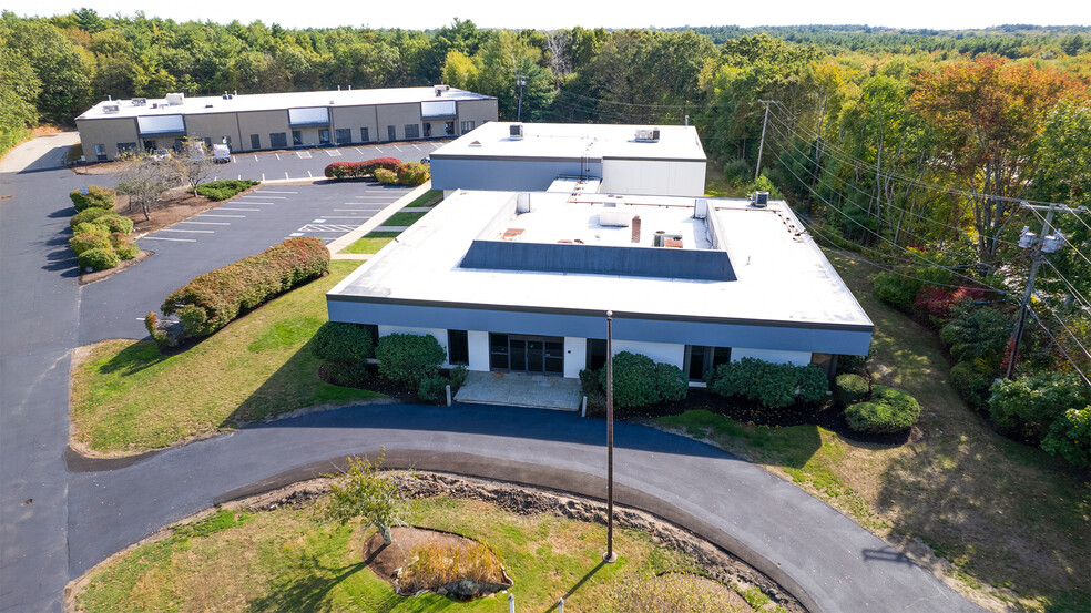 65 Sharp St, Hingham, MA for lease - Building Photo - Image 2 of 12