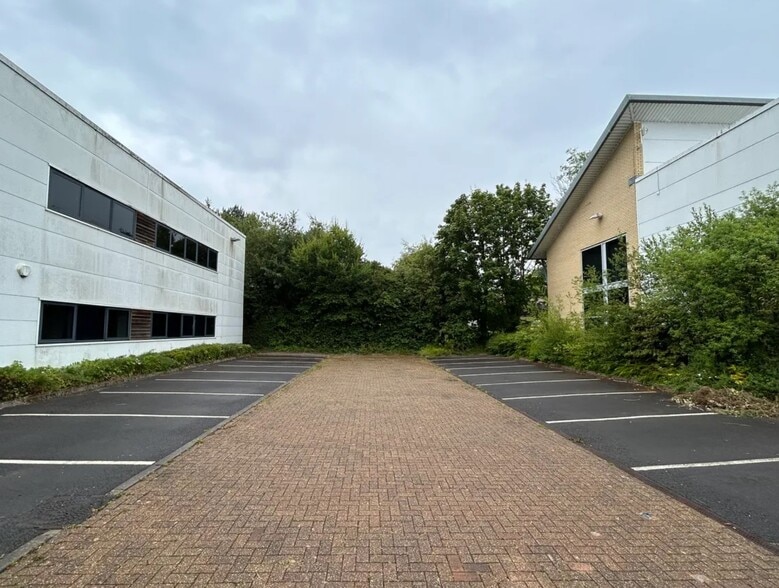 William Brown Close, Cwmbran for lease - Building Photo - Image 3 of 3