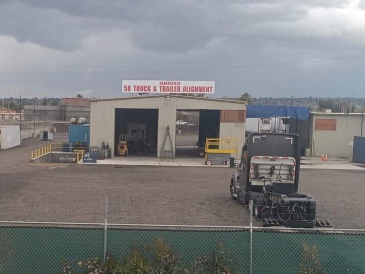 4615 E Brundage Ln, Bakersfield, CA 93307