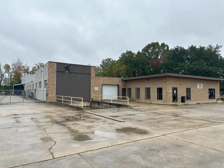 10609 N Dual Dr, Baton Rouge, LA 70814 - 24,179 Sq.Ft. Office/Warehouse ...