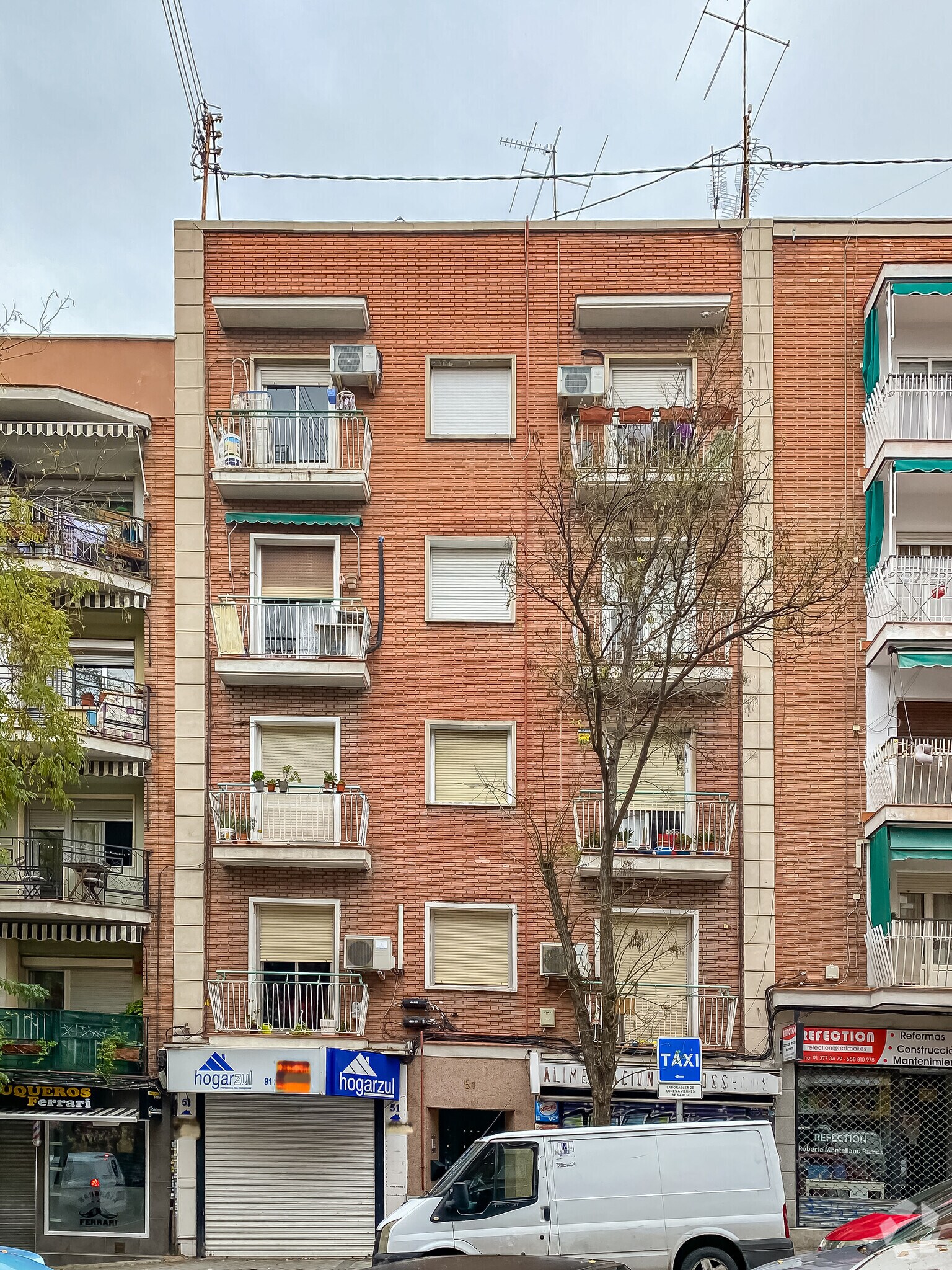 Calle de Emilio Ferrari, 51, Madrid, Madrid for sale Primary Photo- Image 1 of 1