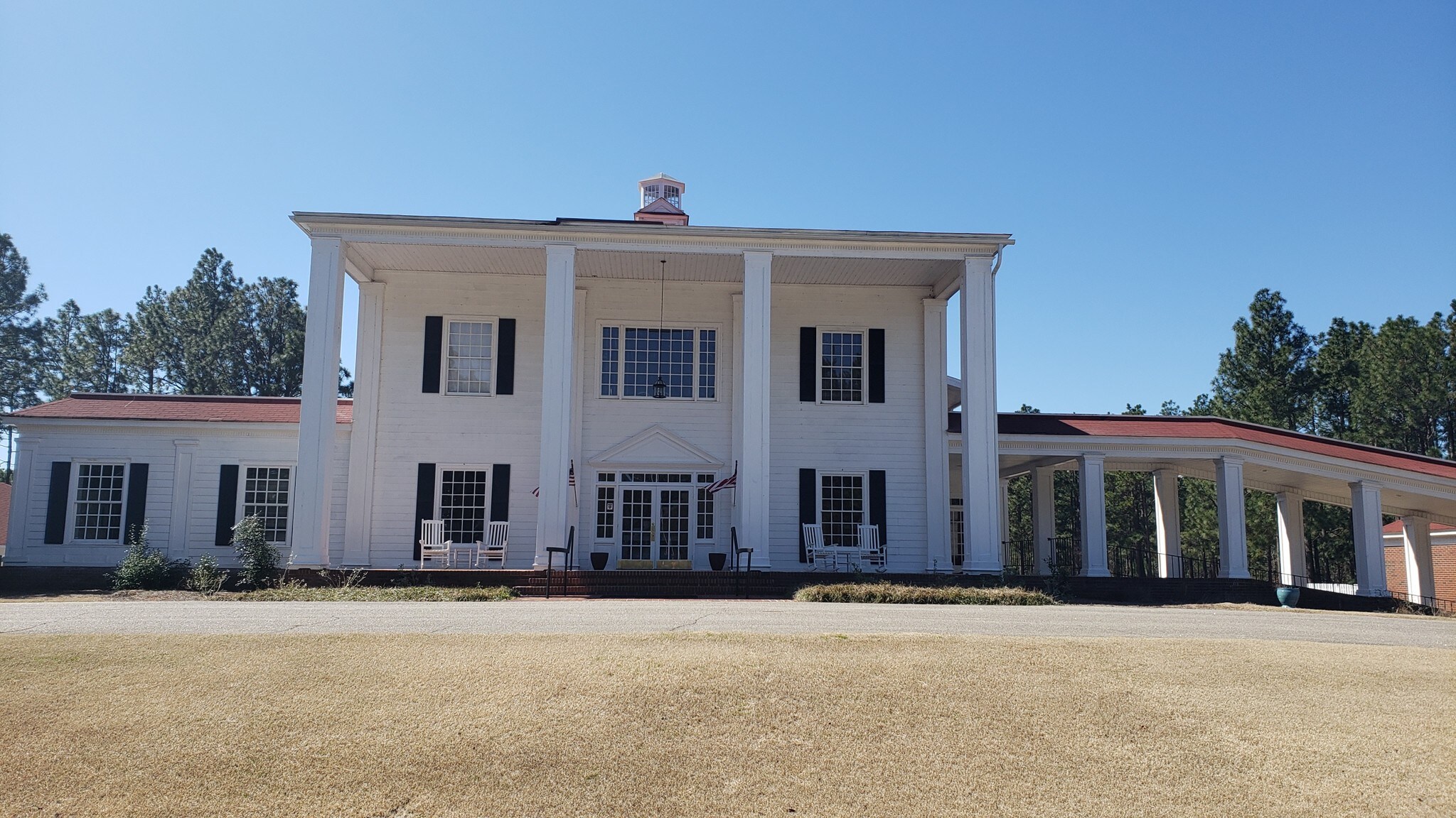 238 Longleaf Dr, West End, NC for sale Building Photo- Image 1 of 1