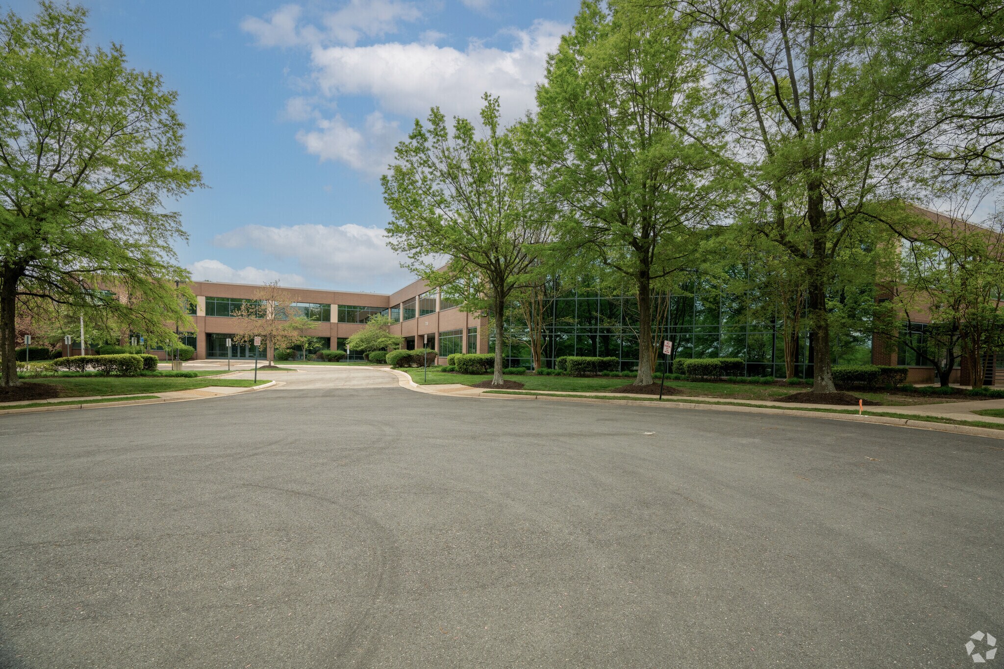 7375 Boston Blvd, Springfield, VA for lease Building Photo- Image 1 of 6
