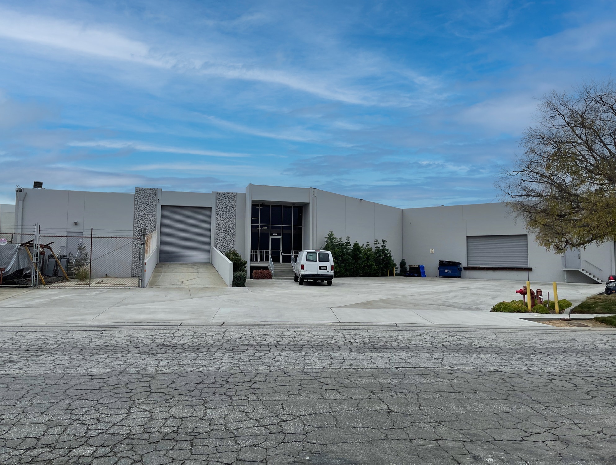 3060 Airport Way, Long Beach, CA for lease Building Photo- Image 1 of 6