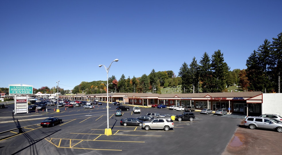 4065 Dallas Shopping Ctr, Dallas, PA 18612 Retail Space for Lease