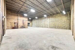 21 Highway 17, East Rutherford NJ - Warehouse