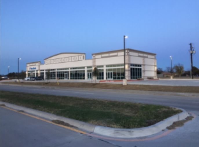 100 Lake Rd, Lavon, TX 75166