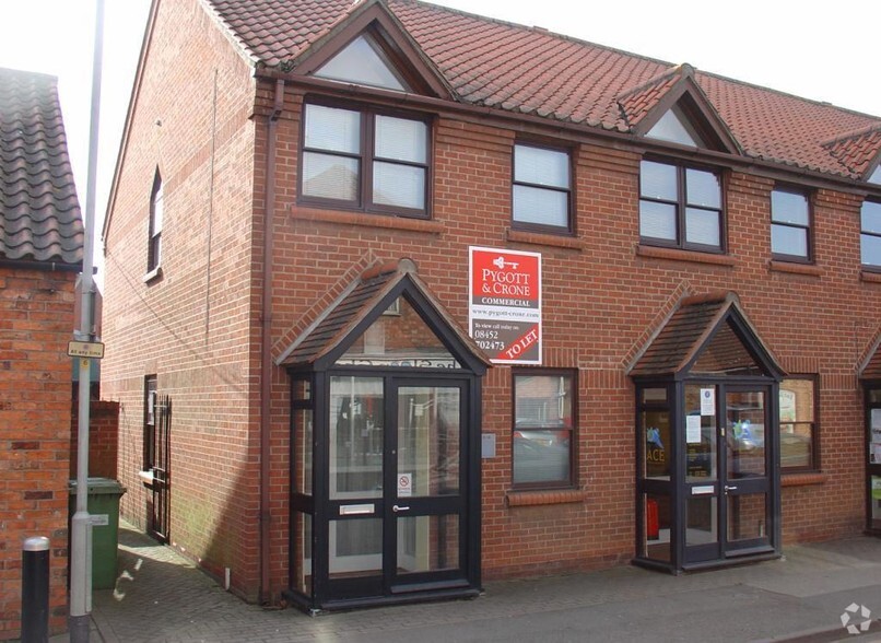 Carre St, Sleaford for lease - Building Photo - Image 1 of 3