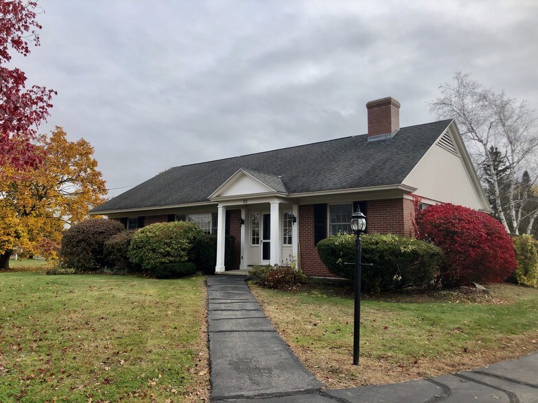 83 Clinton St, Concord, NH 03301