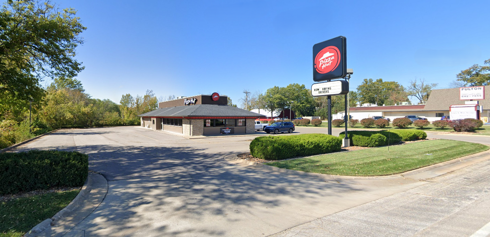 2055 N Bluff St, Fulton, MO for sale - Building Photo - Image 1 of 1