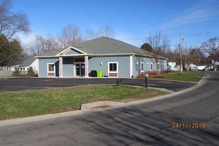 136 E Genesee St, Baldwinsville, NY for lease - Building Photo - Image 1 of 6