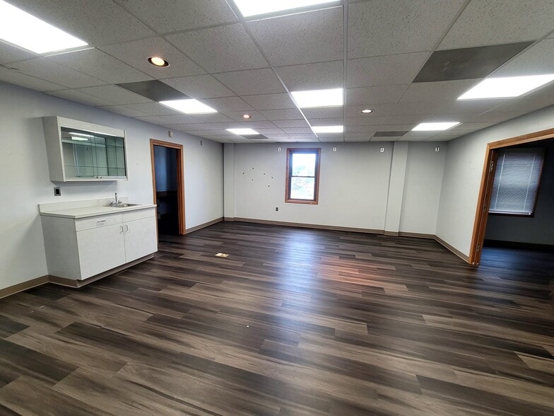 351 Merline Rd, Vernon, CT for lease - Interior Photo - Image 1 of 22