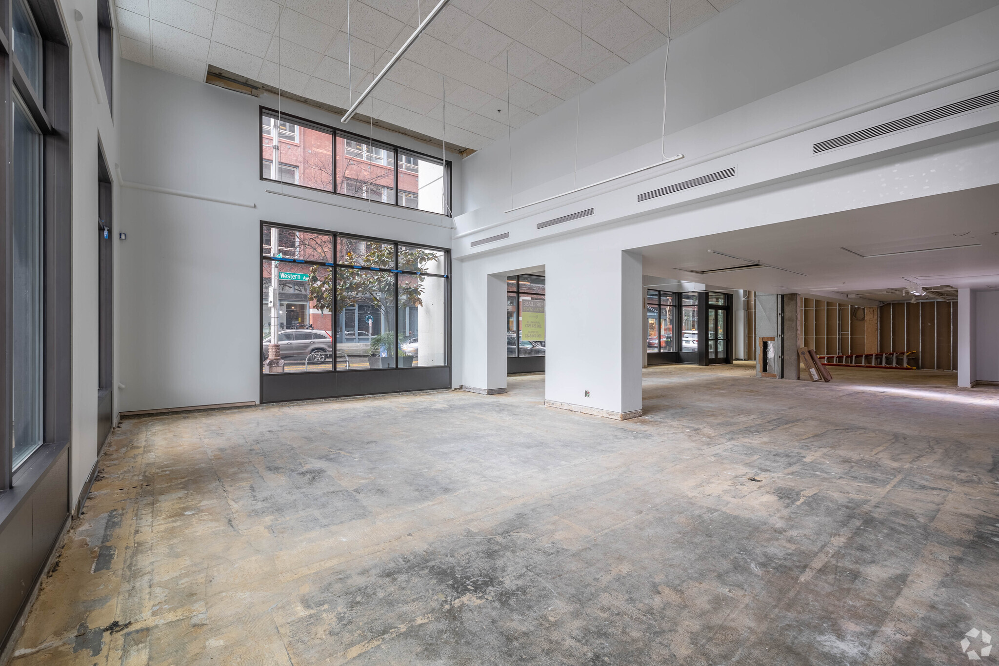 1001-1011 Western Ave, Seattle, WA for lease Interior Photo- Image 1 of 3