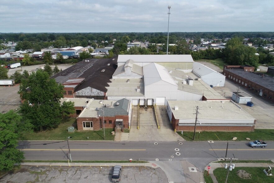 810 Taylor St, Elyria, OH for lease - Building Photo - Image 1 of 22