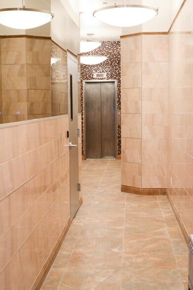 114-116 Greenpoint Ave, Brooklyn, NY for sale - Building Photo - Image 3 of 28